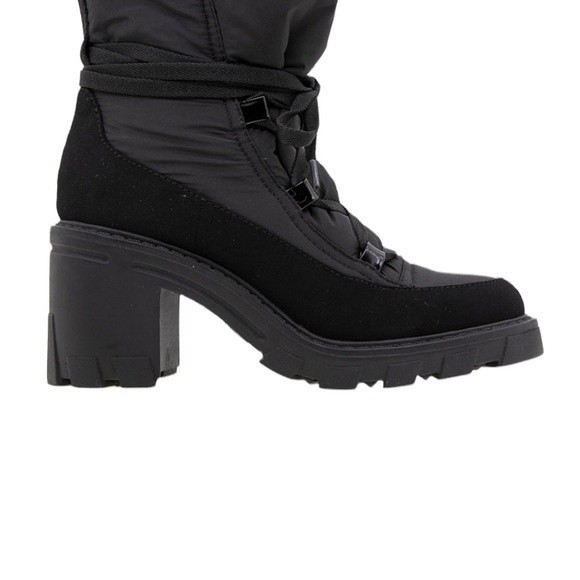 BCBGeneration Women’s Lug Sole Tagli Hiker Booties Size 6.5 Lace-Up - Picture 2 of 5